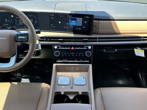 New 2026 Hyundai Santa Fe Limited FWD image 10