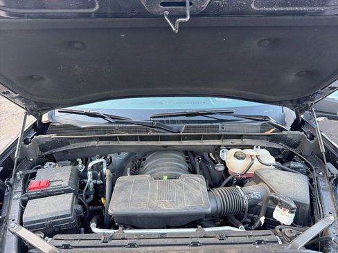 Used 2025 GMC Sierra 1500 SLT image 11