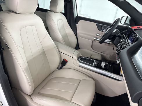 New 2026 Mercedes-Benz GLA 250 image 31