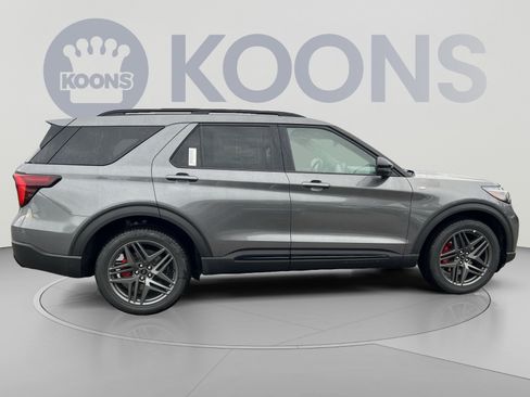 New 2026 Ford Explorer ST-Line w/ ST-Line Street Pack AWD/4WD image 8