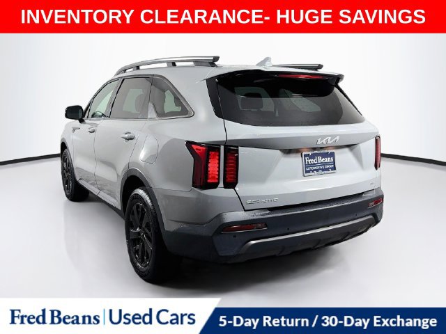 Used 2023 Kia Sorento S AWD/4WD image 7