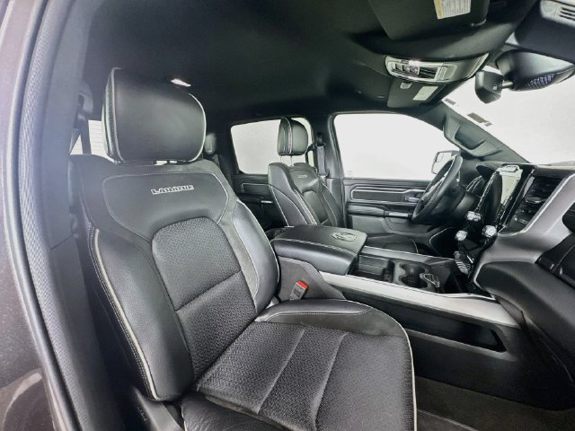 Used 2023 RAM 1500 Laramie AWD/4WD image 31