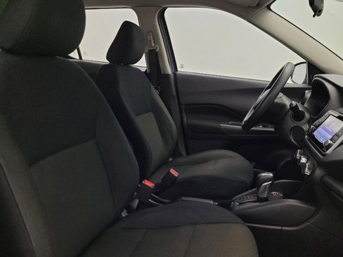 Used 2024 Nissan Kicks S FWD image 21