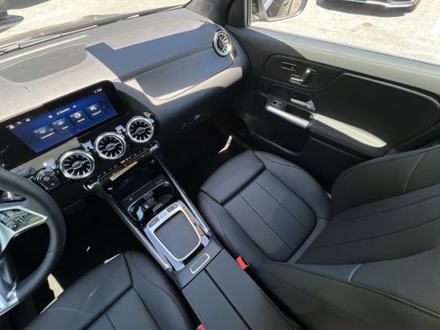 New 2026 Mercedes-Benz GLA 250 4MATIC image 14