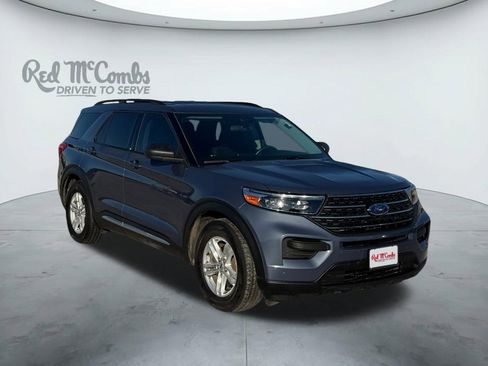 Used 2021 Ford Explorer XLT image 7