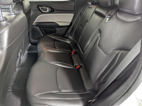 Used 2026 Jeep Compass Limited image 31