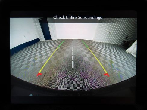 Used 2023 Jeep Wrangler Unlimited Sahara image 16