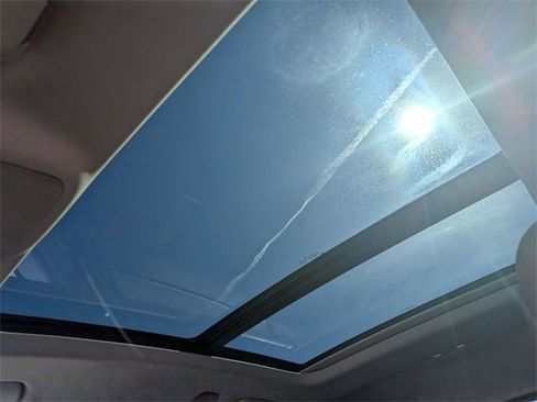 Used 2022 Audi Q8 Premium Plus w/ Premium Plus Package image 14