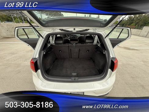 Used 2016 Volkswagen Golf R 4-Door w/ Driver Assistance Package AWD/4WD image 20
