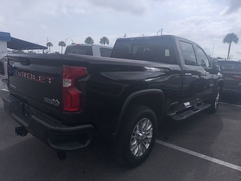 Used 2020 Chevrolet Silverado 2500 High Country w/ Z71 Off-Road Package AWD/4WD image 6