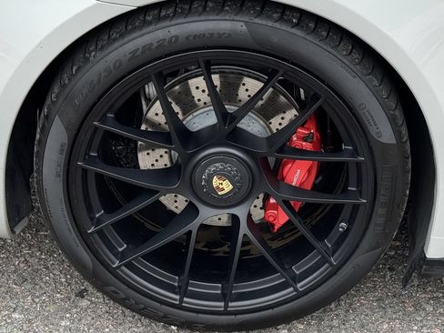 Used 2018 Porsche 911 Targa 4 GTS AWD/4WD image 12
