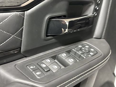 New 2026 RAM 2500 Limited AWD/4WD image 22