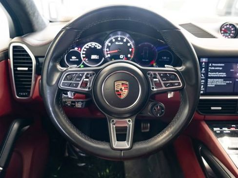 Used 2019 Porsche Cayenne Turbo AWD/4WD image 15