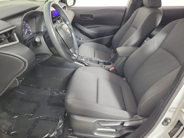 Used 2024 Toyota Corolla LE w/ LE Convenience Package FWD image 19