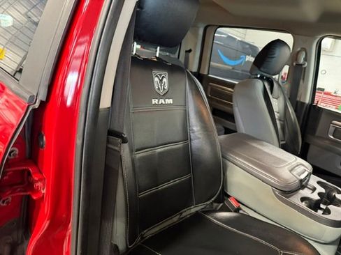 Used 2019 RAM 1500 Classic SLT AWD/4WD image 12
