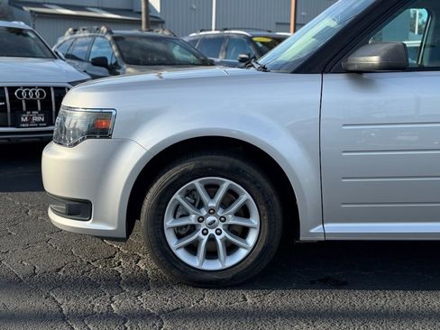 Used 2016 Ford Flex SE image 5