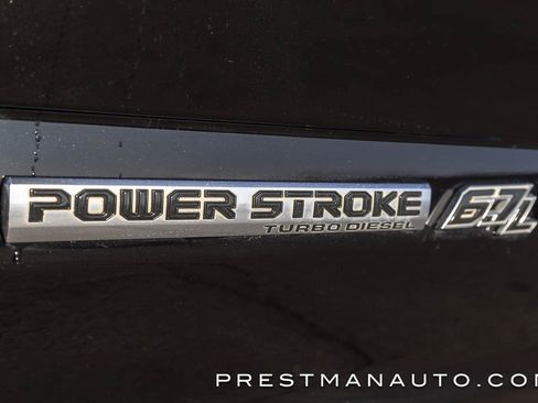 Used 2022 Ford F350 Platinum w/ FX4 Off-Road Package image 11