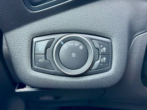 Used 2018 Ford Escape SE AWD/4WD image 24