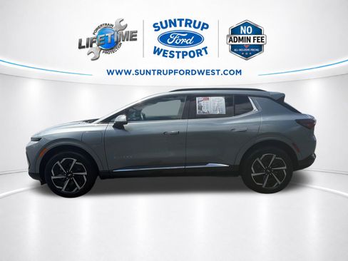Used 2024 Chevrolet Equinox EV LT AWD/4WD image 8
