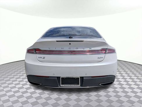 Used 2017 Lincoln MKZ Premiere FWD image 4