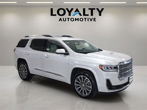Used 2022 GMC Acadia Denali w/ Denali Technology Package image 7