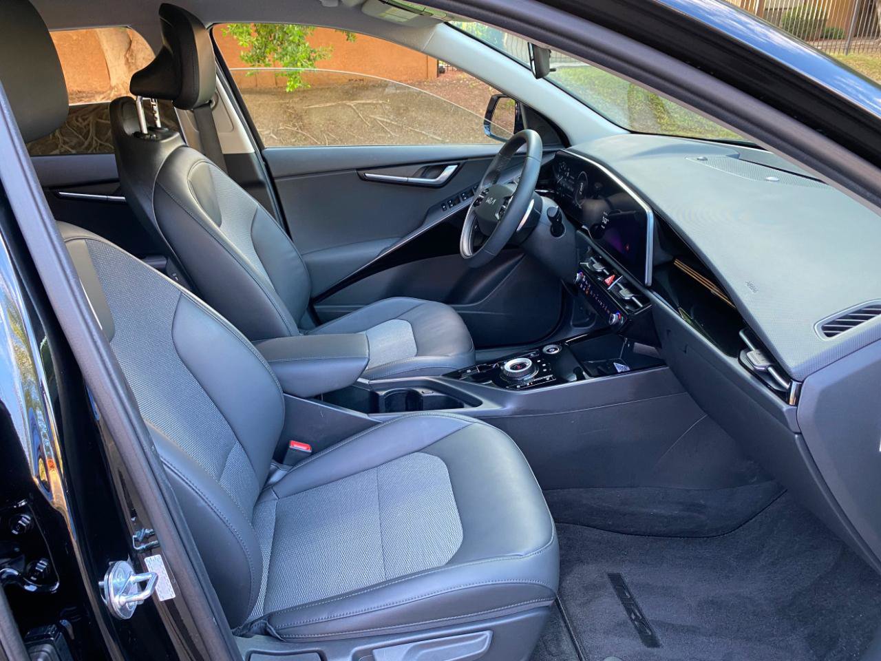Used 2023 Kia Niro Wind FWD image 60