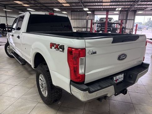 Used 2017 Ford F350 XL AWD/4WD image 9