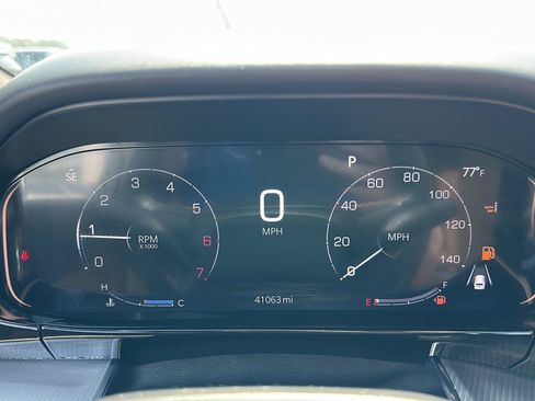 Used 2023 Jeep Grand Wagoneer Series III AWD/4WD image 24