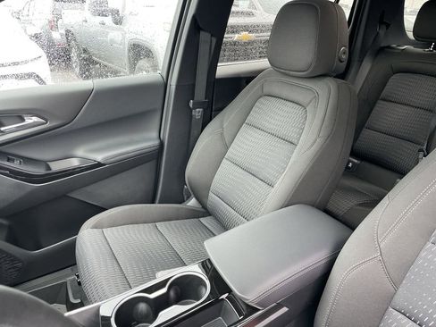 New 2026 Chevrolet Equinox LT w/ Safety and Technology Package FWD image 24