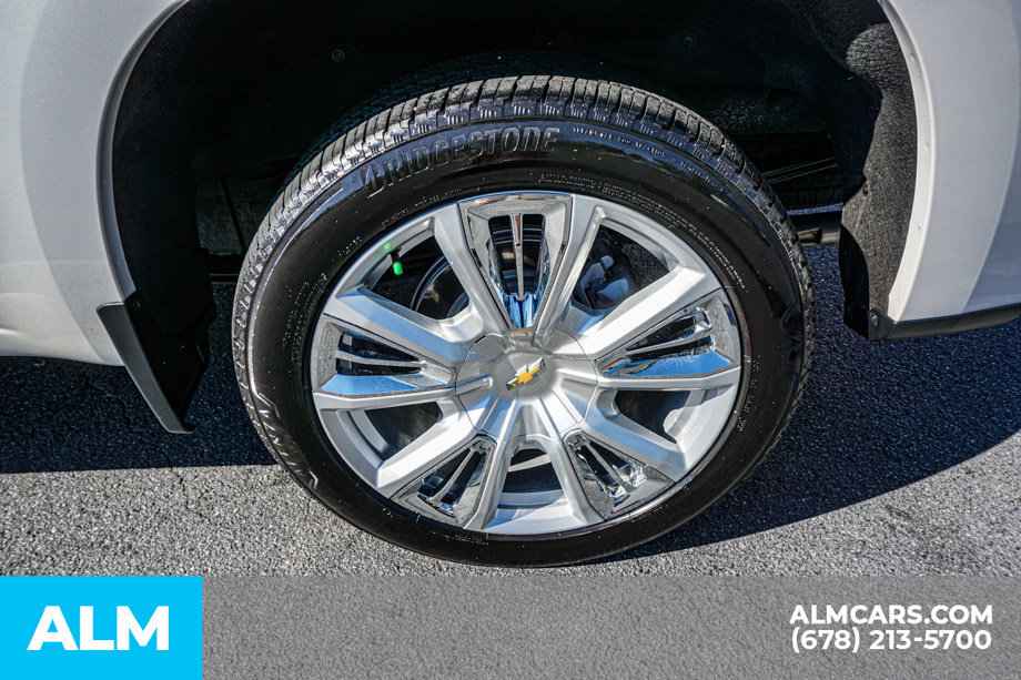 Used 2024 Chevrolet Silverado 1500 High Country w/ High Country Premium Package AWD/4WD image 17
