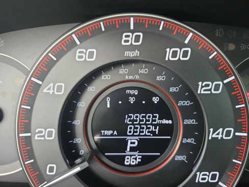 Used 2015 Honda Accord Sport image 12