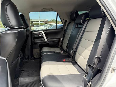 Used 2018 Toyota 4Runner SR5 AWD/4WD image 13