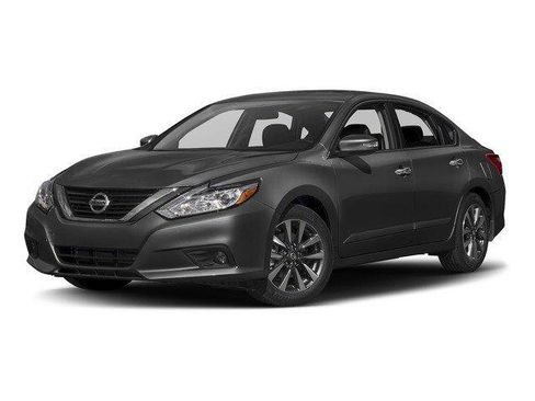 Used 2017 Nissan Altima 3.5 SL w/ 3.5SL Technology Package FWD image 1