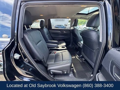 Used 2019 Toyota Highlander Limited AWD/4WD image 23