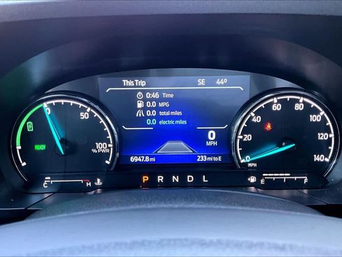 Certified 2024 Ford Maverick Lariat image 26