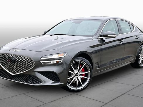 Used 2025 Genesis G70 2.5T RWD image 1