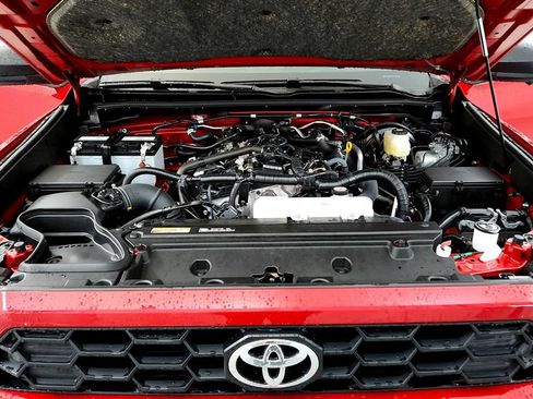 Used 2025 Toyota 4Runner TRD Off-Road Premium w/ Tow Technology Package AWD/4WD image 14