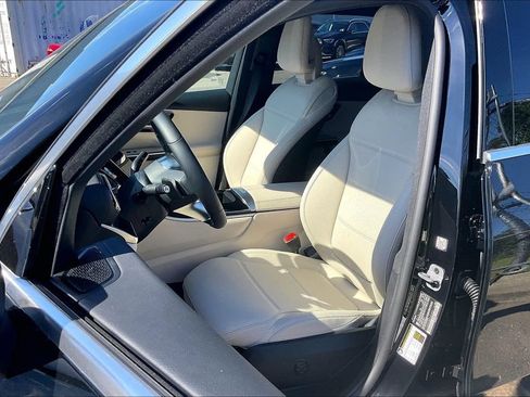 Certified 2025 Mercedes-Benz GLC 350e 4MATIC image 17