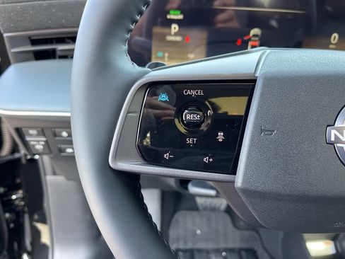 New 2026 Nissan Leaf Platinum+ w/ Cargo Package (Platinum+) image 13