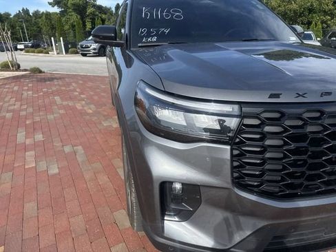 Used 2025 Ford Explorer ST-Line w/ Premium Package AWD/4WD image 20
