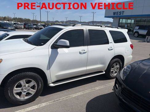 Used 2008 Toyota Sequoia SR5 image 5