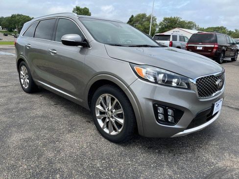 Used 2017 Kia Sorento SX image 7