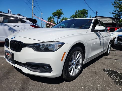 Used 2016 BMW 320i xDrive Sedan AWD/4WD image 1