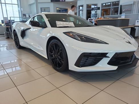 New 2025 Chevrolet Corvette Stingray Premium Cpe w/ Z51 Performance Package image 2