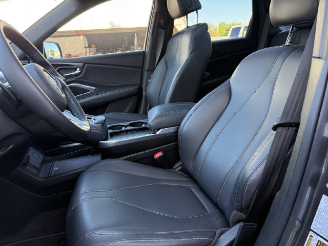 Used 2025 Acura RDX SH-AWD image 25