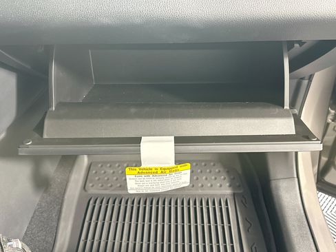 Certified 2026 Toyota RAV4 SE AWD/4WD image 32
