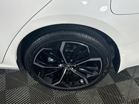 Used 2025 Nissan Altima 2.5 SR image 31