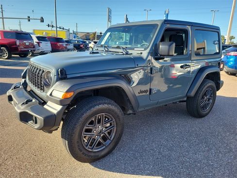 Used 2024 Jeep Wrangler Sport S image 2