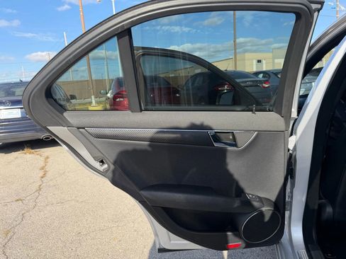 Used 2011 Mercedes-Benz C 300 4MATIC Sedan image 11