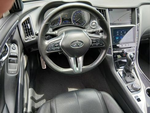 Used 2019 INFINITI Q60 3.0t Luxe AWD/4WD image 12